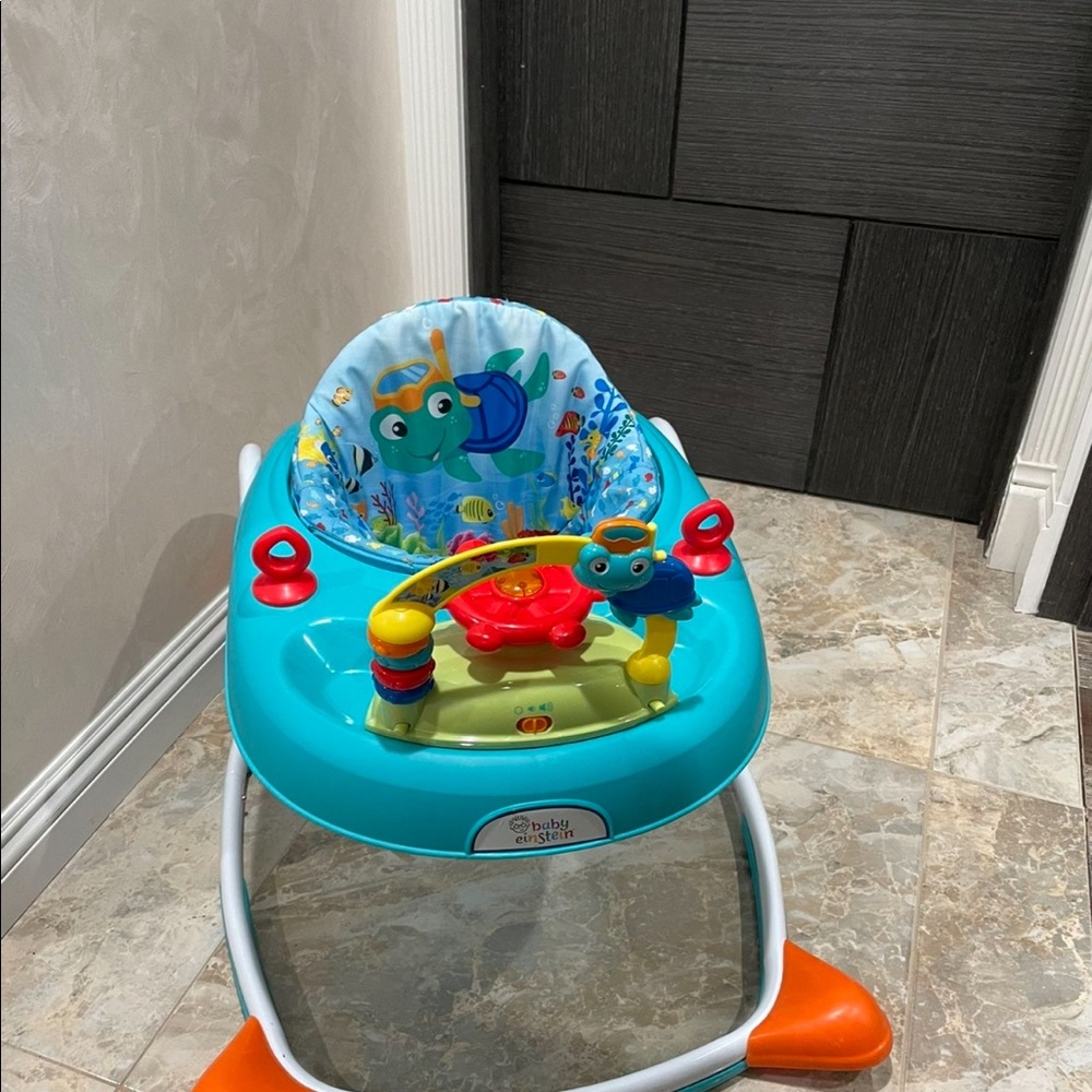 Baby Einstein Caterpillar and Friends Discovery walker
